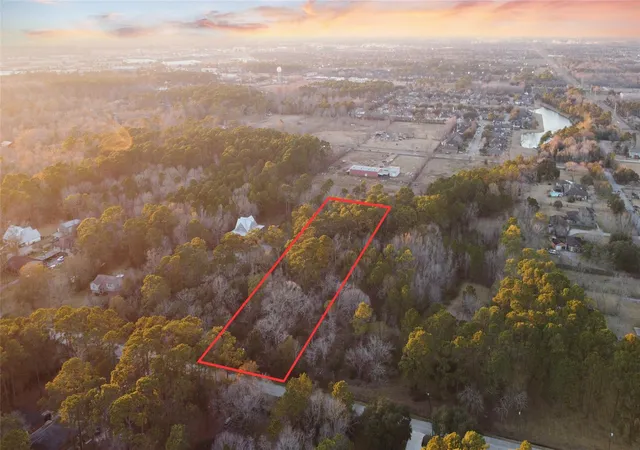 Photo 1 of Land for sale at 2005 Sunset Dr, Dickinson, TX 77539 | MLS# 42542276 | Listing updated on 2026-08-26
