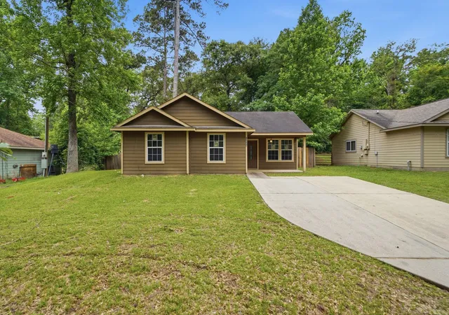 Photo 1 of Single family home for sale at 12595 Royal Springs Rd, Conroe, TX 77303 | MLS# 93305856 | Listing updated on 2026-09-09