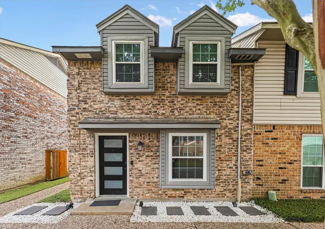 1st image of 1911 Sherwood Forest St #29, Houston, TX 77043 | MLS# 63579537