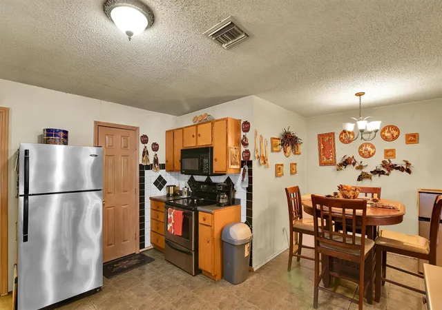 Homes for sale in Huntsville, TX | 959 Walker Loop, Huntsville, TX 77340 | MLS# 96359109