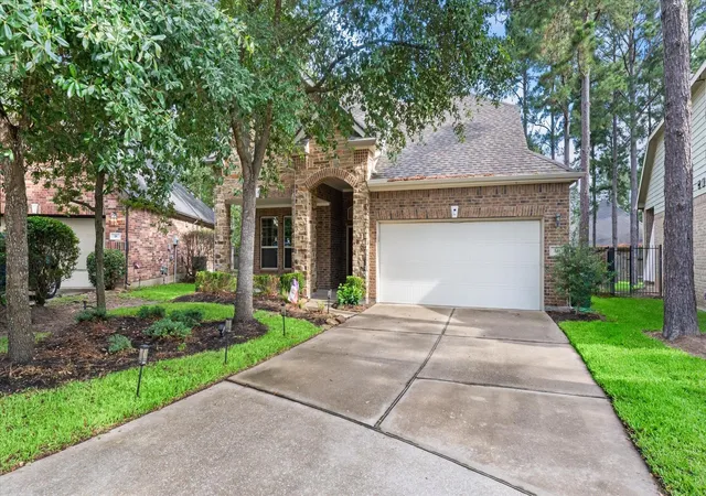 1st image of 14 Painted Post Pl, Spring, TX 77389 | MLS# 60255139