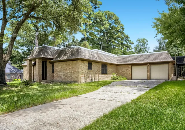 Photo 2 of Single family home for sale at 3811 Sunstone Dr, Houston, TX 77068 | MLS# 53379642 | Listing updated on 2026-09-22