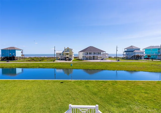 Photo 3 of Single family home for sale at 3174 Sea Castle Dr, Port Bolivar, TX 77650 | MLS# 79014230 | Listing updated on 2026-09-18