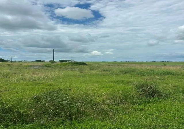 4th image of 000 Cr 453, El Campo, TX 77437 | MLS# 83535850