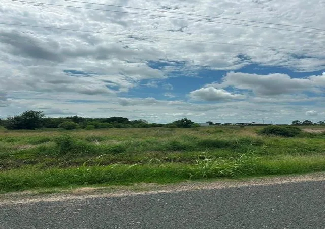 5th image of 000 Cr 453, El Campo, TX 77437 | MLS# 83535850