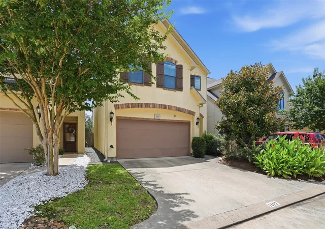 Photo 2 of Single family home for sale at 1827 Jara Ct, Spring, TX 77388 | MLS# 47592569 | Listing updated on 2026-06-28