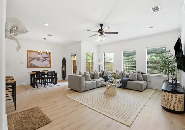 Photo 3 of Single family home for sale at 1827 Jara Ct, Spring, TX 77388 | MLS# 47592569 | Listing updated on 2026-06-28