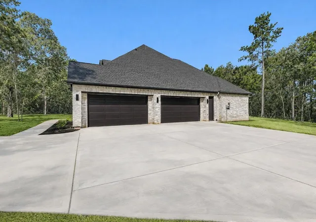 Homes for sale in Montgomery, TX | 8604 Trinity Pines Ct, Montgomery, TX 77316 | MLS# 82315435