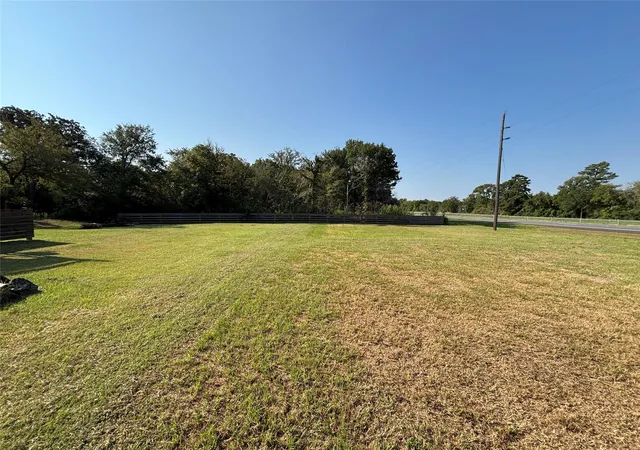 28th image of 38042 N Hwy 6, Hempstead, TX 77445 | MLS# 75335788