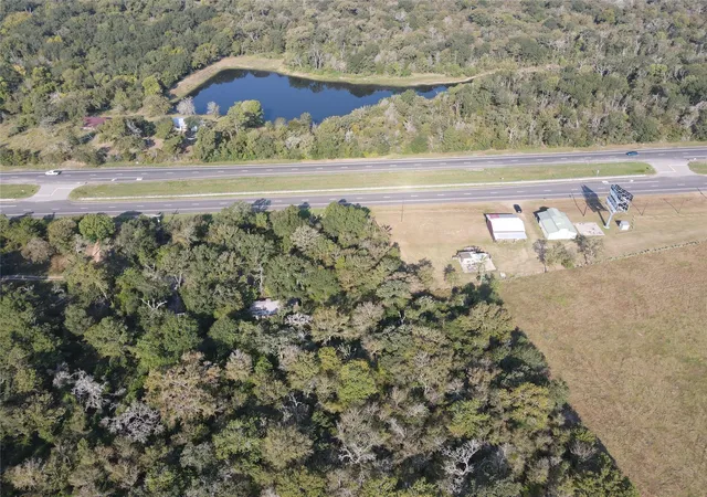 5th image of 38042 N Hwy 6, Hempstead, TX 77445 | MLS# 75335788