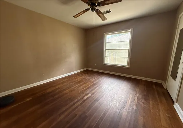 Photo 4 of Single family home for sale at 5501 Milart St, Houston, TX 77021 | MLS# 51594727 | Listing updated on 2026-09-16