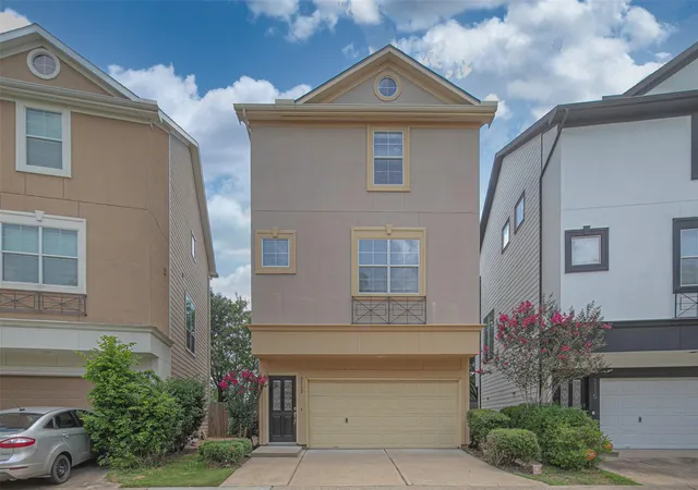 1st image of 3113 Clearview Cir, Houston, TX 77025 | MLS# 68391028