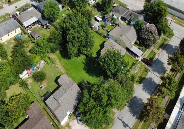 Photo 4 of Land for sale at 1135 Henke St, Houston, TX 77020 | MLS# 10633473 | Listing updated on 2026-08-01