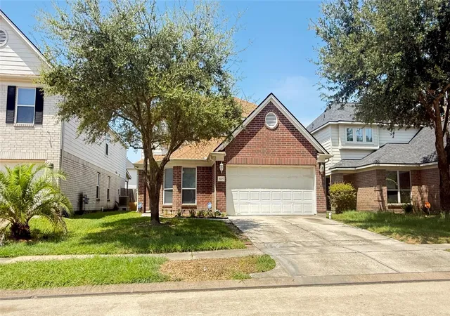 Photo 1 of Sale Pending at 8115 Narrow Brook Way, Houston, TX 77016 | MLS# 13075642 | Listing updated on 2026-09-17