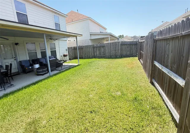Photo 3 of Sale Pending at 8115 Narrow Brook Way, Houston, TX 77016 | MLS# 13075642 | Listing updated on 2026-09-17