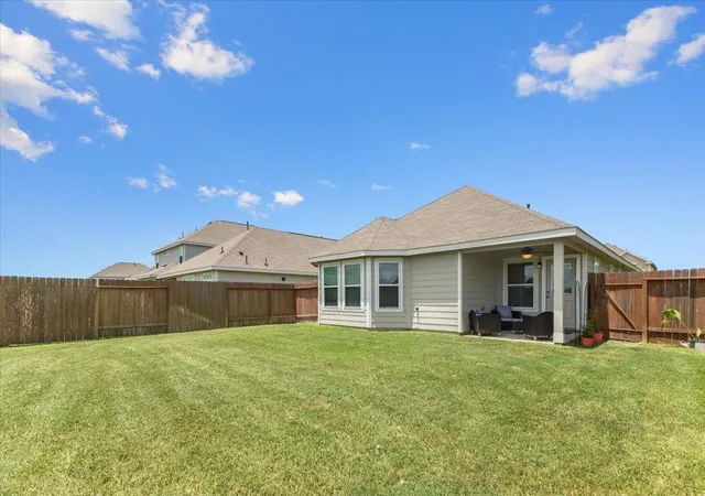 Photo 19 of Single family home for sale at 5515 James Michael Dr, Rosharon, TX 77583 | MLS# 7863905 | Listing updated on 2026-08-22