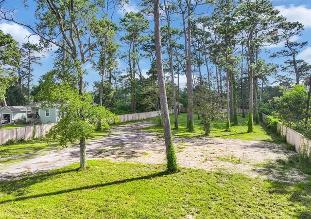 3rd image of 3219 Oak Dr, Dickinson, TX 77539 | MLS# 20335354