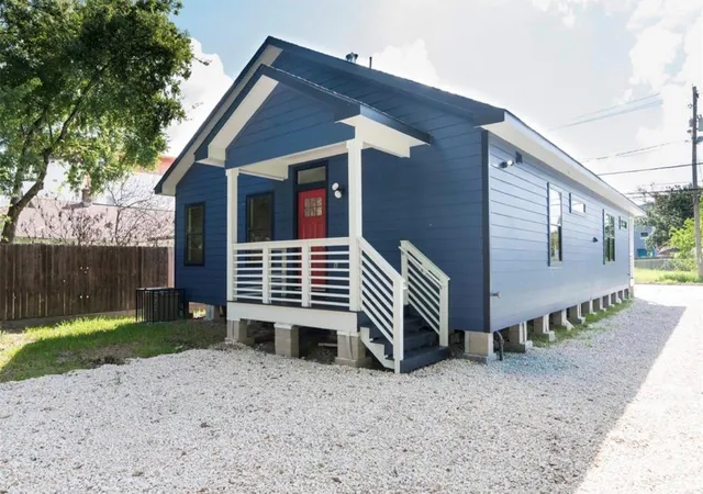 10th image of 609 Boundary St, Houston, TX 77009 | MLS# 32612962