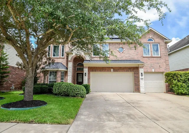 1st image of 8207 Paddle Rock Ln, Rosenberg, TX 77469 | MLS# 21620186