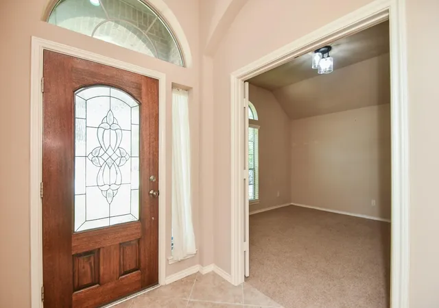 Photo 3 of Single family home for sale at 2919 Chalet Knls Ln, Katy, TX 77494 | MLS# 8114261 | Listing updated on 2026-09-15