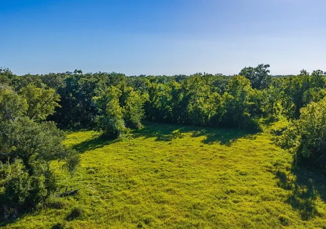 Photo 4 of Land for sale at 19329 Cr 319, Brazoria, TX 77422 | MLS# 20372554 | Listing updated on 2026-08-27