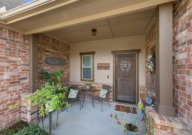 Photo 3 of Single family home for sale at 4510 Ireland Ln, Pasadena, TX 77505 | MLS# 15394759 | Listing updated on 2026-10-08