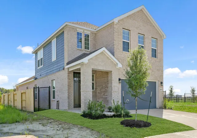 2nd image of 380 Long Branch Dr, Dayton, TX 77535 | MLS# 21864390