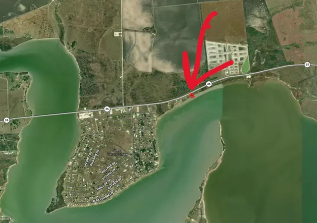 4th image of 0 Hwy 35, Palacios, TX 77465 | MLS# 39562383