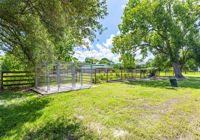 50th image of 603 Rustic Ln, Friendswood, TX 77546 | MLS# 61999524