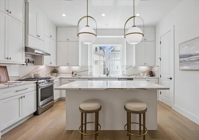 1st image of 3506 Dorset Cliff Ln, Houston, TX 77055 | MLS# 83224224