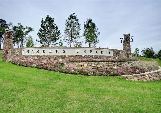 Photo 3 of Sale Pending at 10426 Painted Brush Ln, Willis, TX 77318 | MLS# 55145712 | Listing updated on 2026-04-30