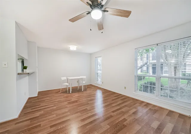 3rd image of 6402 Del Monte Dr #62, Houston, TX 77057 | MLS# 8257077
