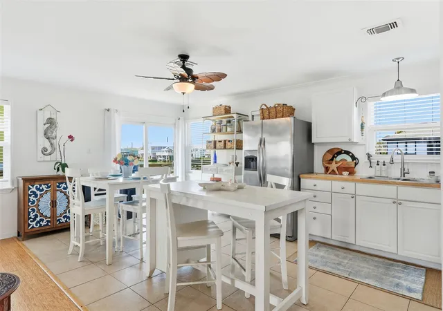 Homes for sale in Galveston, TX | 16630 Jamaica Inn Rd, Galveston, TX 77554 | MLS# 5981928