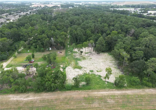 Photo 2 of Land for sale at 0 Hardy Rd 30278 3, Houston, TX 77073 | MLS# 89423913 | Listing updated on 2026-09-08