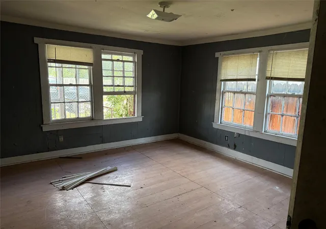 4th image of 7952 Cinderella St, Houston, TX 77028 | MLS# 76040313