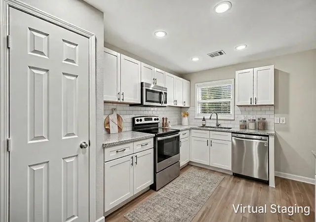 Photo 3 of Single family home for sale at 5118 Keystone St, Houston, TX 77021 | MLS# 30842036 | Listing updated on 2026-09-17