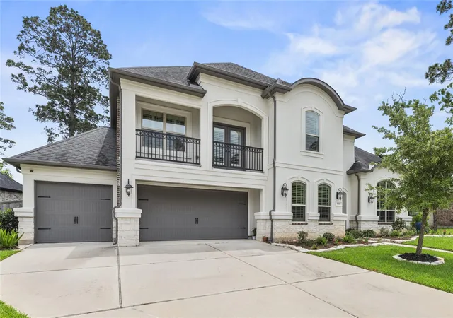Photo 3 of Single family home for sale at 1002 Pleasant Pines Ln, Pinehurst, TX 77362 | MLS# 88222381 | Listing updated on 2026-09-23