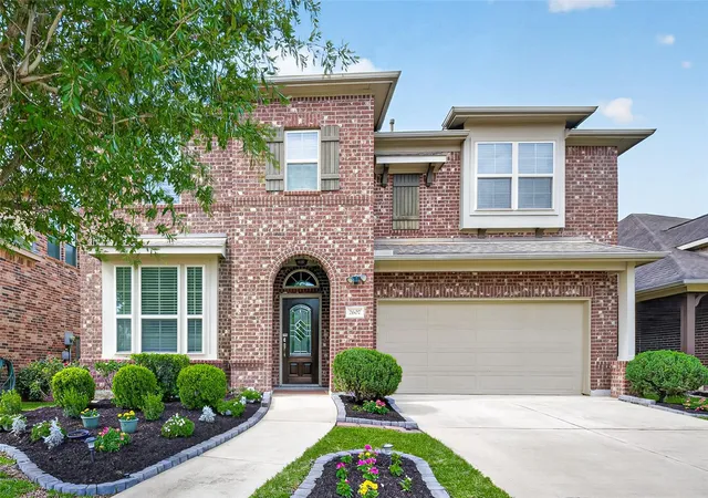 Photo 2 of Sale Pending at 2607 River Run Rd, Missouri City, TX 77459 | MLS# 82484130 | Listing updated on 2026-09-16