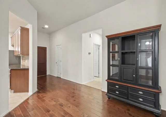 2nd image of 16918 Cherokee Lake Ln, Houston, TX 77044 | MLS# 48857027