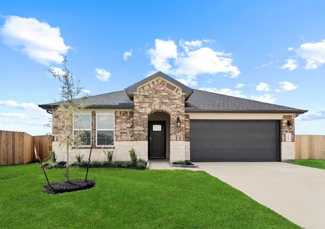 Photo 1 of Single family home for sale at 3001 Pasture Ln, League City, TX 77573 | MLS# 46540423 | Listing updated on 2026-09-16