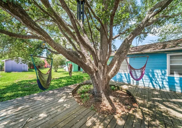 5th image of 307 Center St, Matagorda, TX 77457 | MLS# 81028972