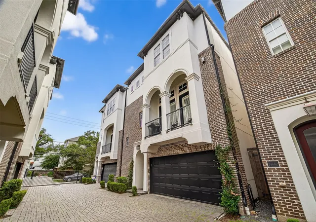 Photo 1 of Single family home for sale at 2444 Charleston St #B, Houston, TX 77021 | MLS# 49599944 | Listing updated on 2026-08-02
