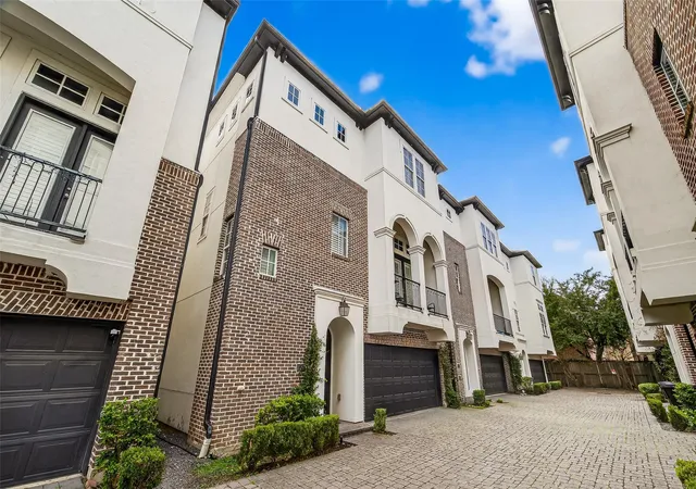 Photo 3 of Single family home for sale at 2444 Charleston St #B, Houston, TX 77021 | MLS# 49599944 | Listing updated on 2026-08-02