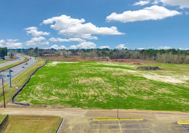 Photo 1 of Land for sale at 1702 S Medford Dr, Lufkin, TX 75901 | MLS# 71242497 | Listing updated on 2026-04-01