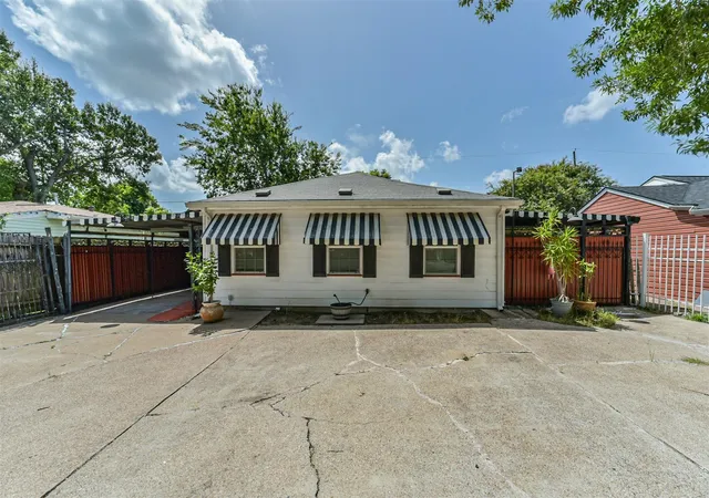 Photo 1 of Single family home for sale at 8064 Milredge St, Houston, TX 77017 | MLS# 66794294 | Listing updated on 2026-08-18