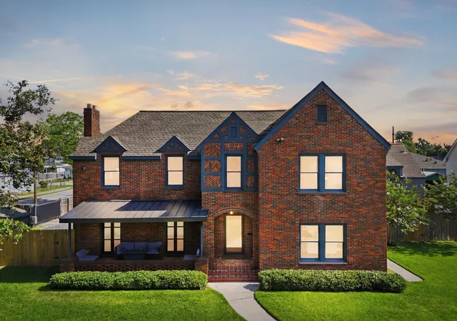 Photo 2 of Single family home for sale at 210 Coronado St, Houston, TX 77009 | MLS# 72741053 | Listing updated on 2026-07-11