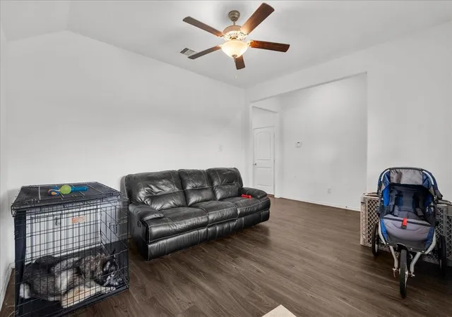 4th image of 630 Harbor Colony Ln, La Marque, TX 77568 | MLS# 39233578
