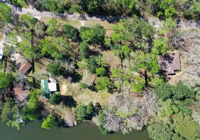 4th image of 412 Driftwood Dr, Goodrich, TX 77335 | MLS# 35701667