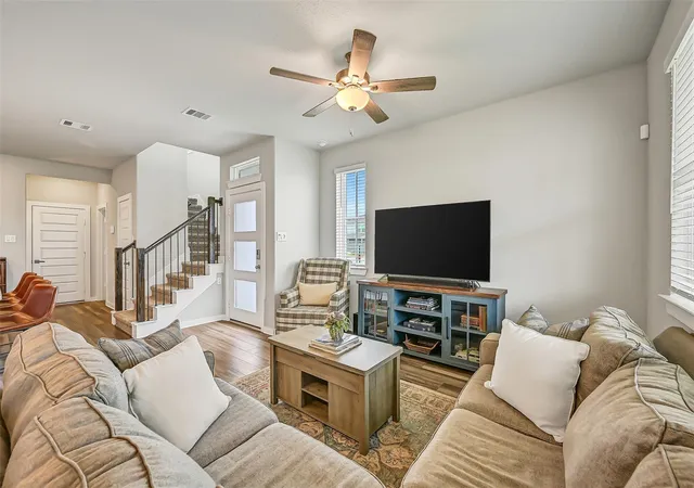Homes for sale in Kemah, TX | 2403 Bay Breeze Dr, Kemah, TX 77565 | MLS# 38346279