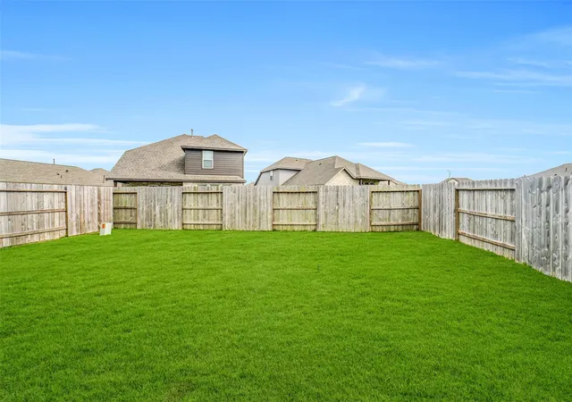 28th image of 2460 Fairway Harbor Dr, Katy, TX 77493 | MLS# 9697392